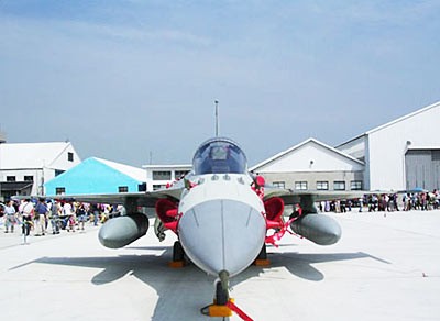 Máy bay chiến đấu Kinh Quốc do Đài Loan tự chế tạo, được cho là trang bị tên lửa Vạn Kiếm.
